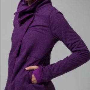 IVIVVA by LULULEMON girls size 14 fleece lined wrap sweater